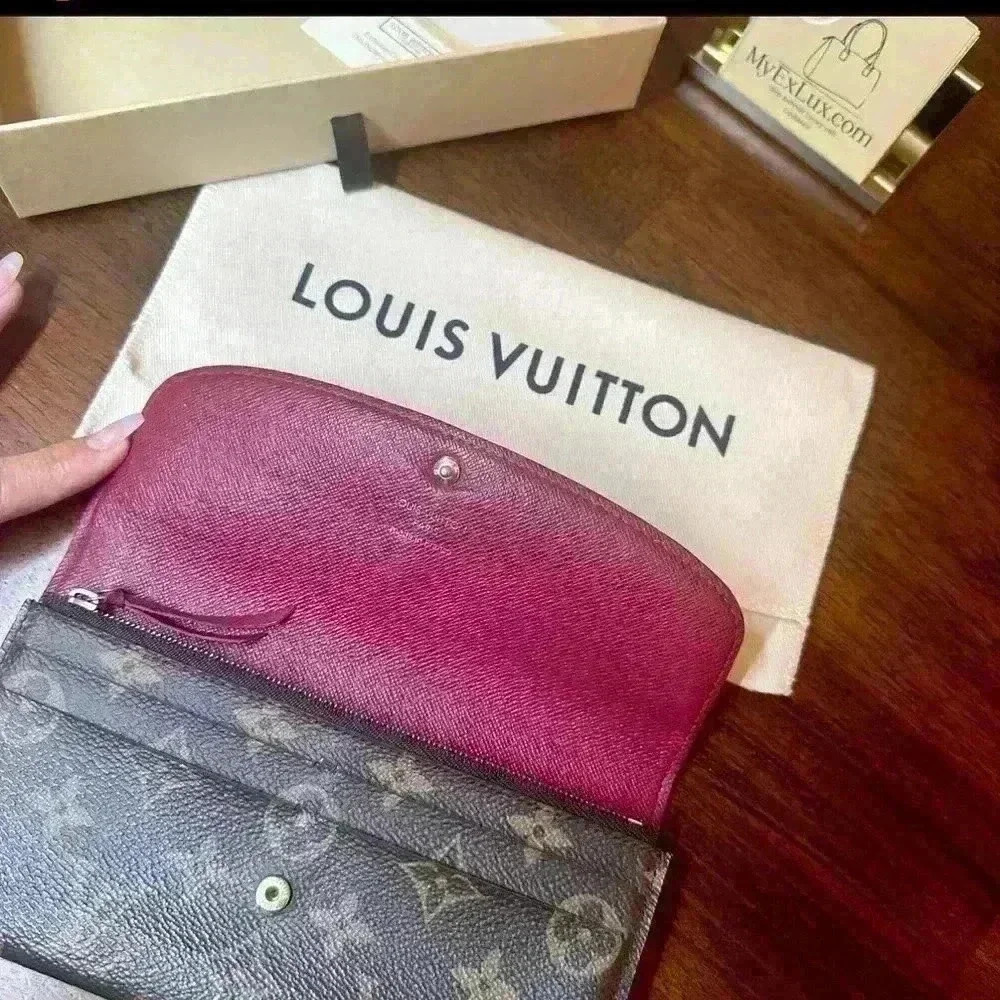 FREE Follow me on IG @myexlux free giveaways often